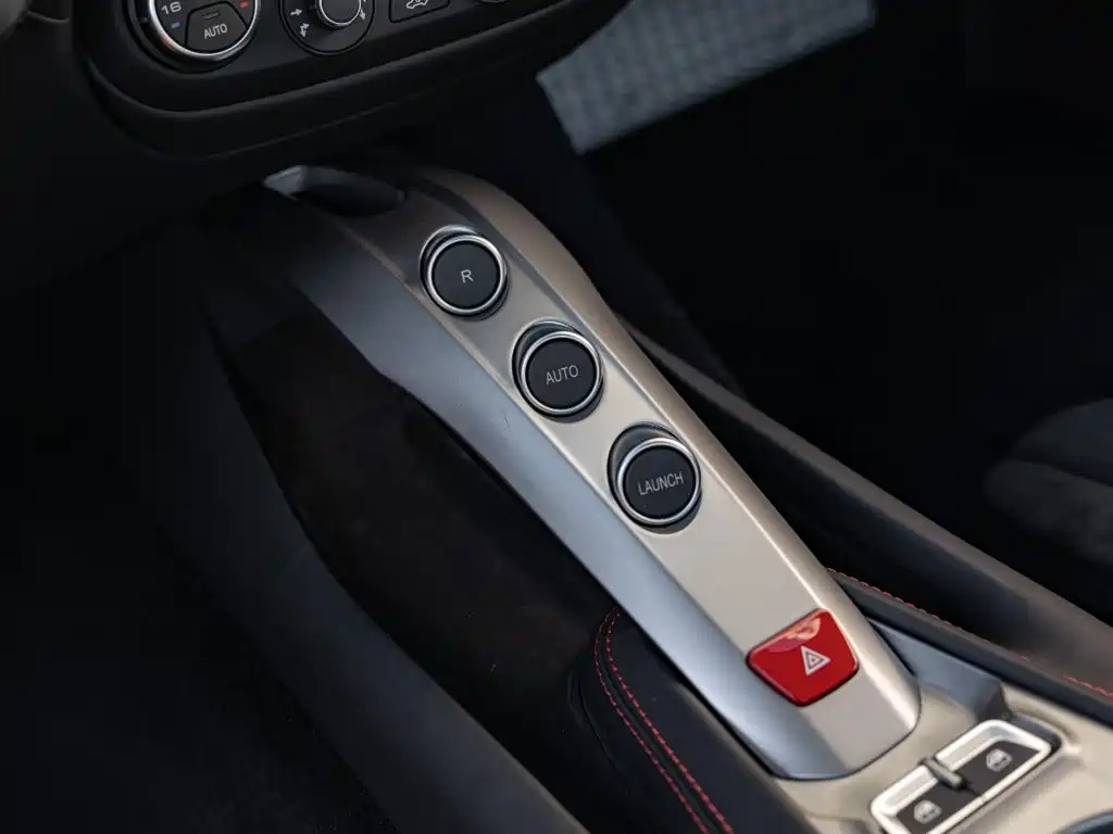 صورة 14 - Ferrari F12berlinetta