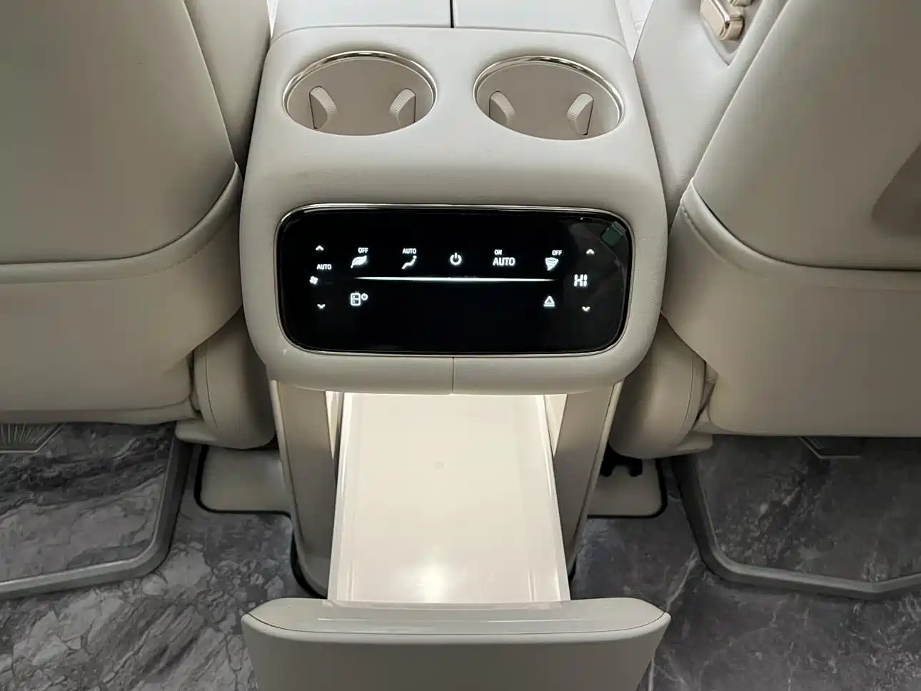 IM Motors IM LS9 2026 Model 52kWh Base Version фото 16