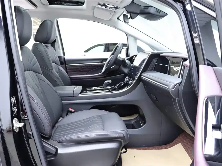 GAC Trumpchi Trumpchi M8 2024 Master Series 400T Premium Edition фото 16