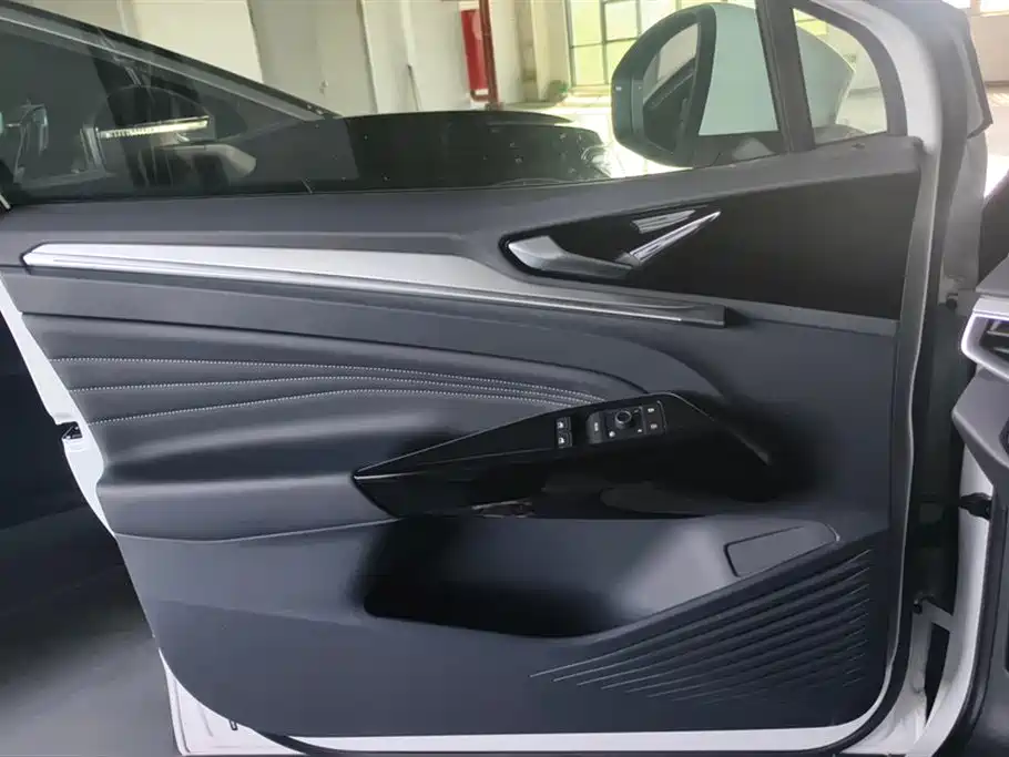 VOLKSWAGEN ID.4 CROZZ