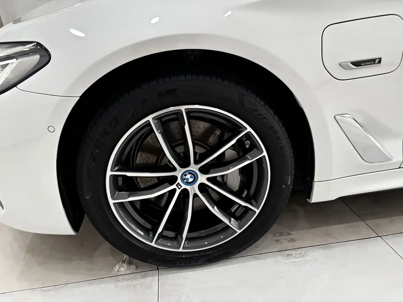 BMW 5 Series New Energy 2022 Facelift 535Le M Sport Package фото 30