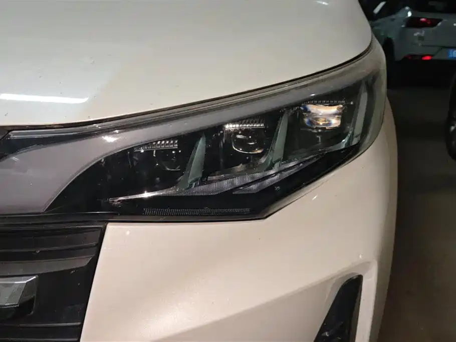 GAC TRUMPCHI M6