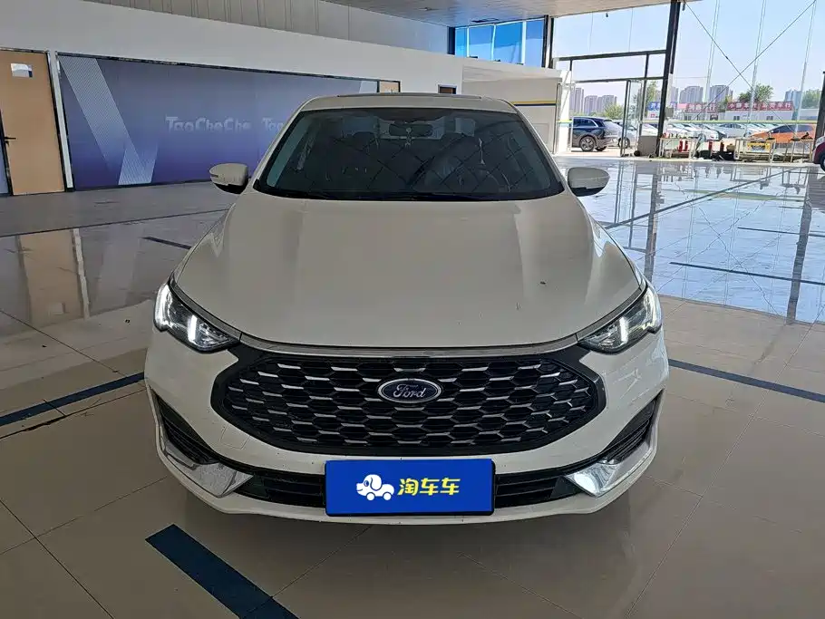 Ford Escort 2022 2021 1.5L Automatic Diamond Edition