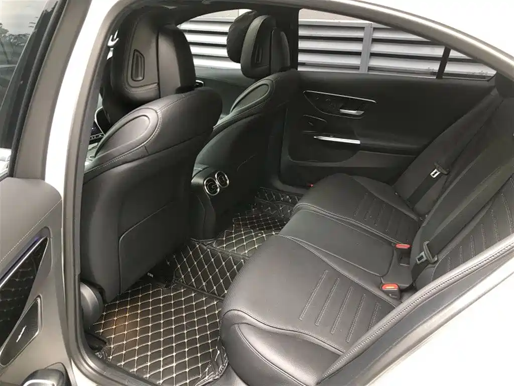 Mercedes-Benz C-Class 2024 C 200 L Sport Edition фото 9