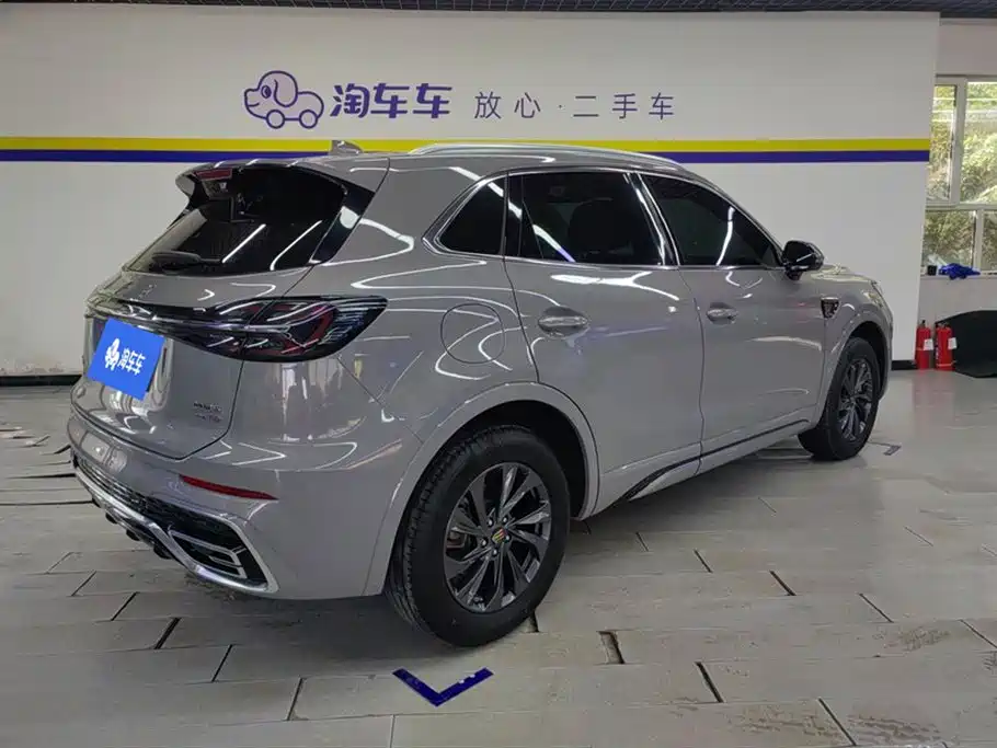 Hongqi HS5 2023 2.0T Flag Enjoy Pro Edition фото 3