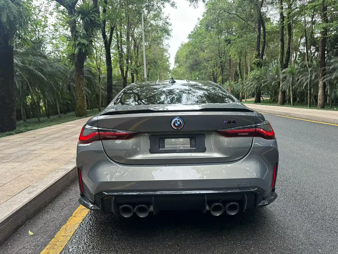 BMW M4 2022 M4 Coupe M xDrive M 50th Anniversary Limited Edition фото 8