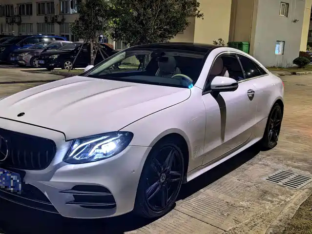 MERCEDES-BENZ E CLASS