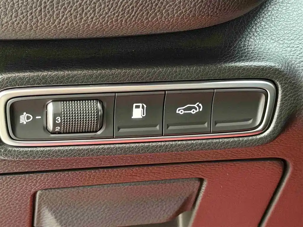 GAC Trumpchi Trumpchi GS8 2022 Pilot Series 2.0TGDI 2WD Luxury Smart Connect Edition (7-Seater) фото 24