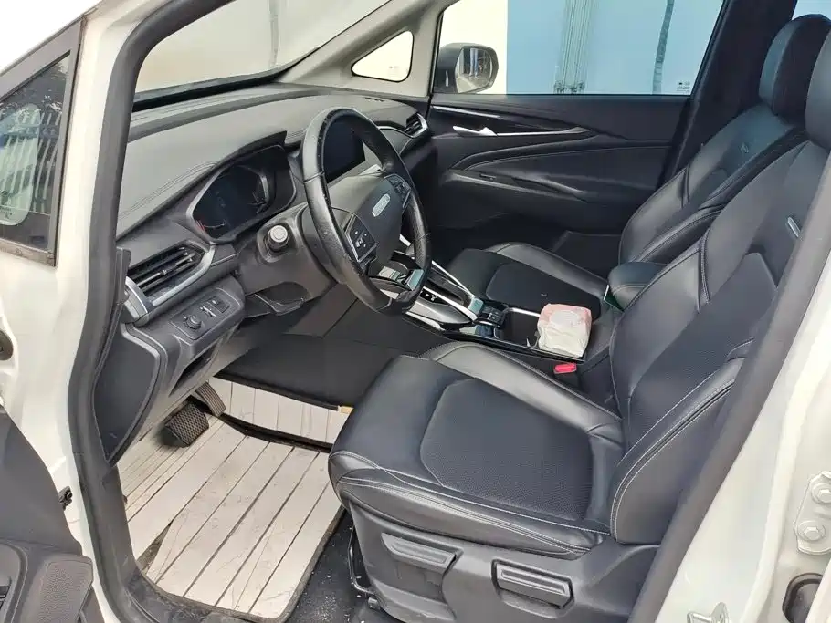 SAIC Maxus Maxus G50 2020 2019 1.5T Automatic Elite Edition China VI