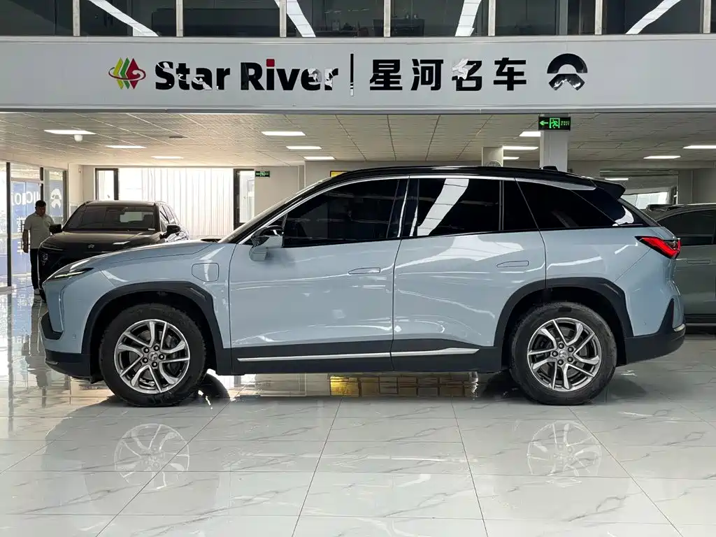 Фото 4 - NIO ES6