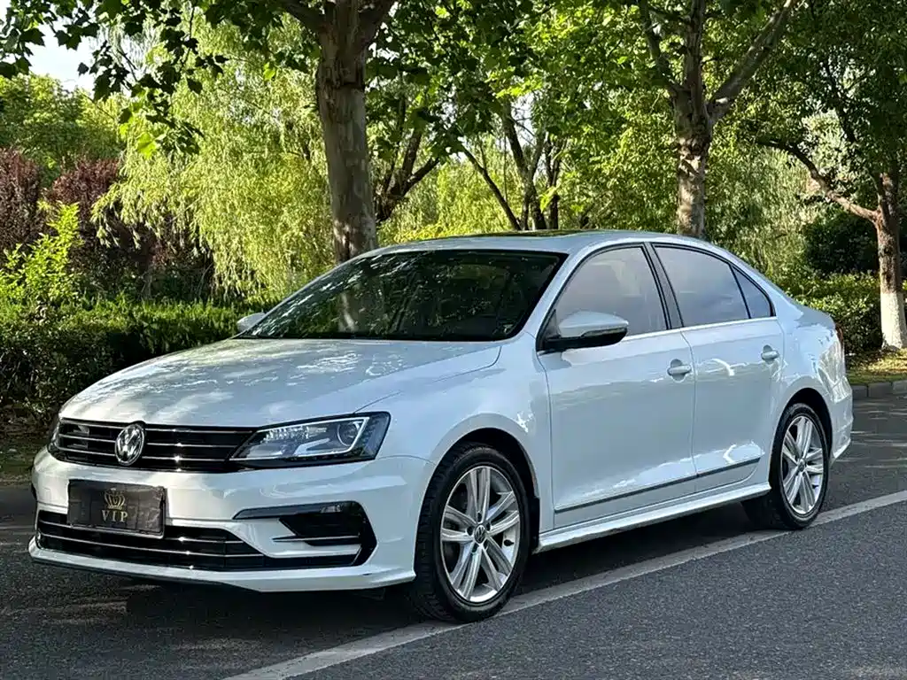 Volkswagen Sagitar 2018 1.6L Automatic Comfort