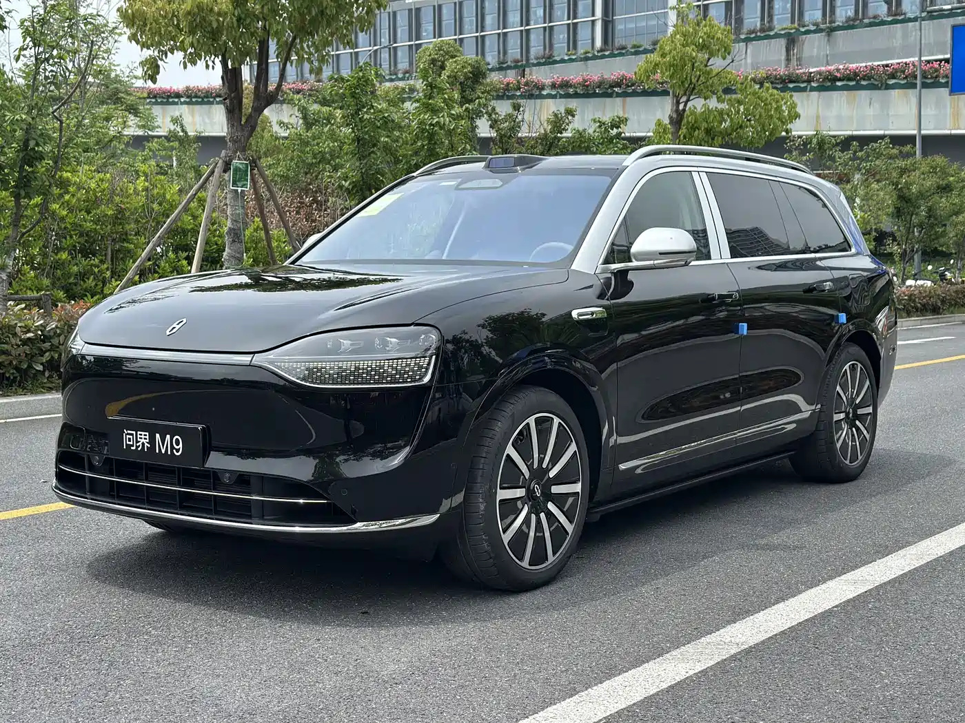 AITO Wenjie AITO M9 2025 Extended Range Ultra 52kWh 6-Seater