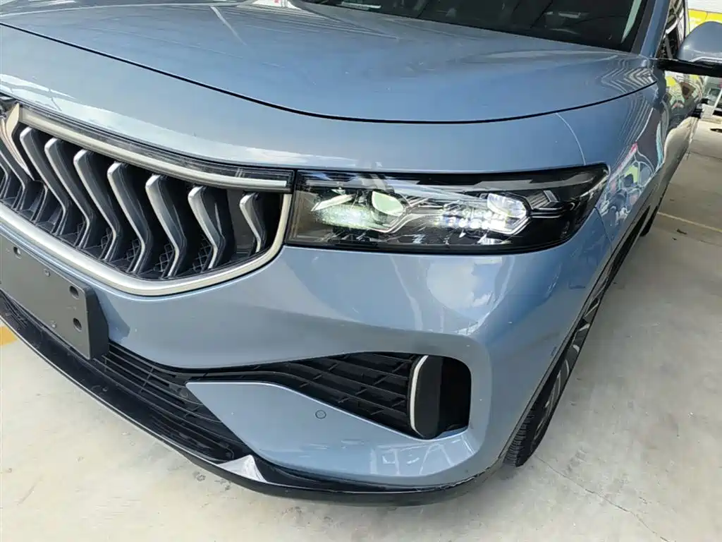Voyah Auto VOYAH FREE 2021 AWD Standard Range Extender Exclusive Luxury Package фото 24