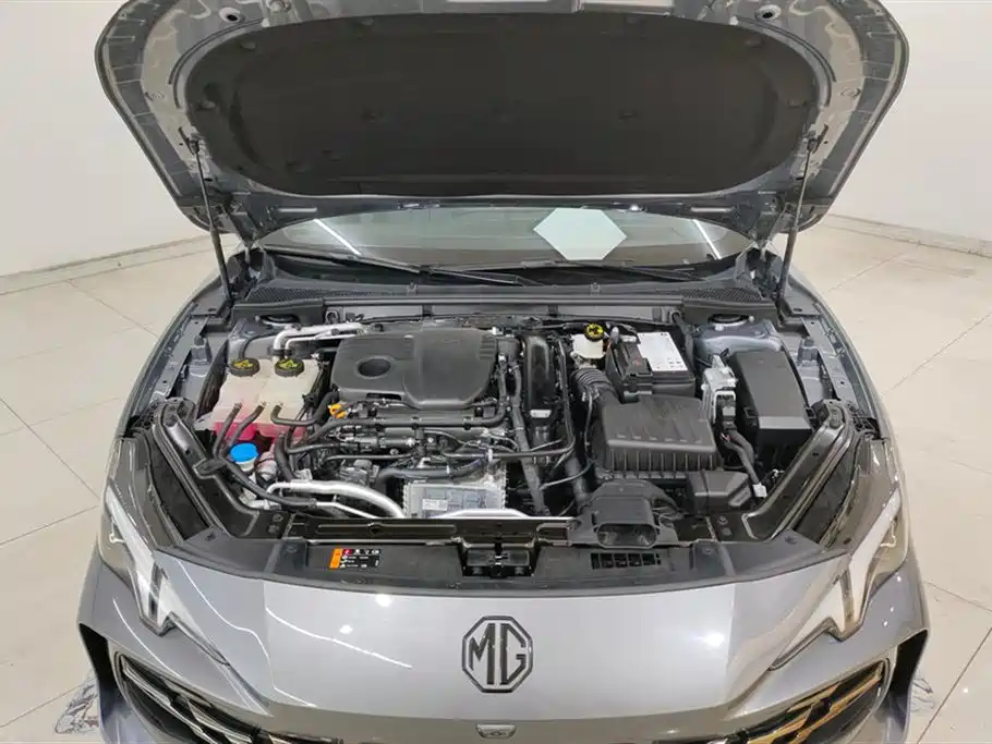 MG MG7