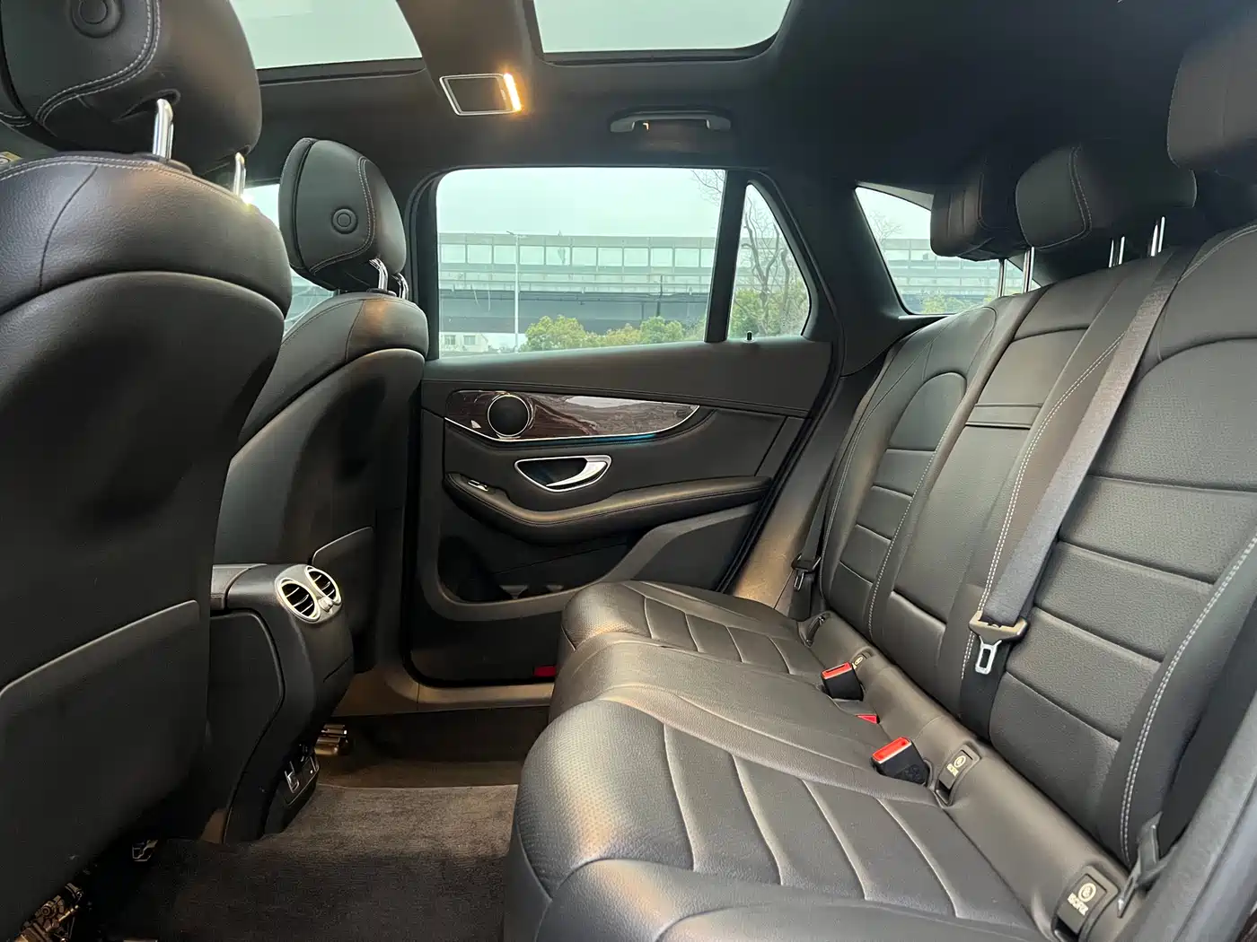 Mercedes-Benz GLC 2019 GLC 260 L 4MATIC Dynamic фото 7