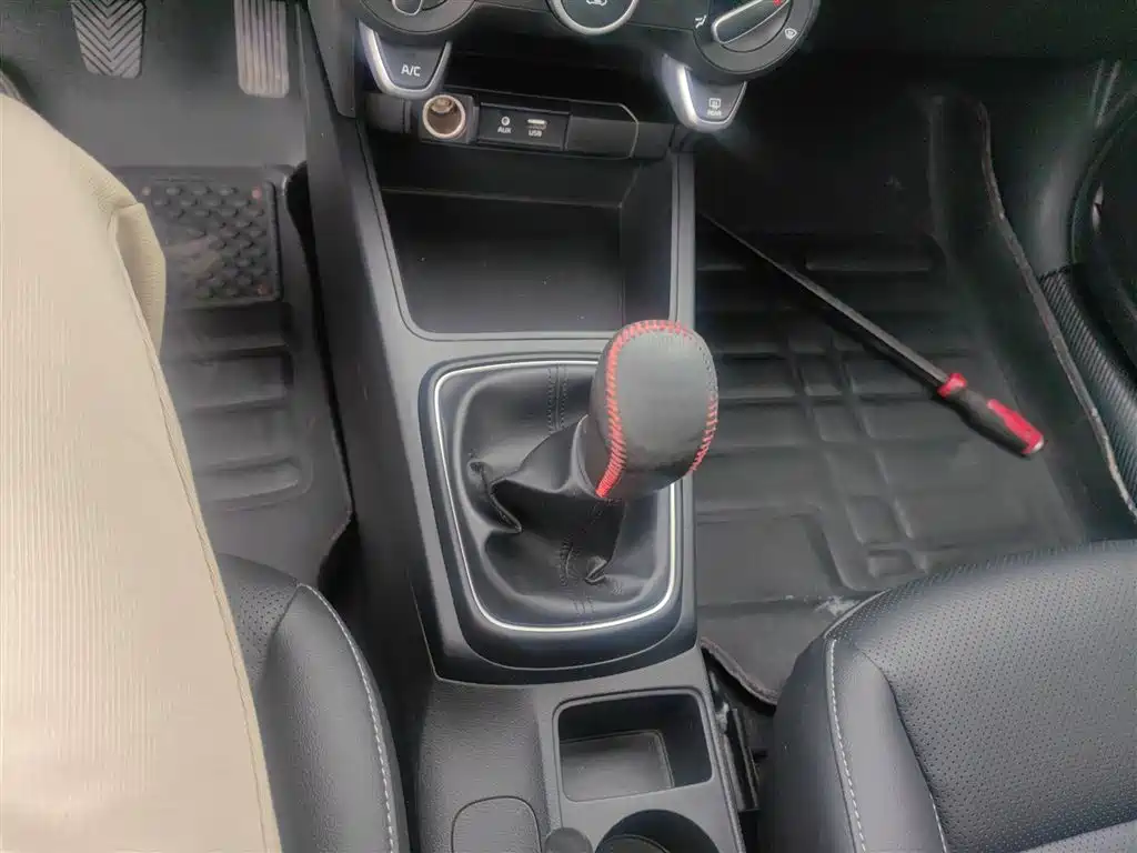 Kia K2 2017 Sedan 1.4L MT 15th Anniversary Special Edition GLS фото 14