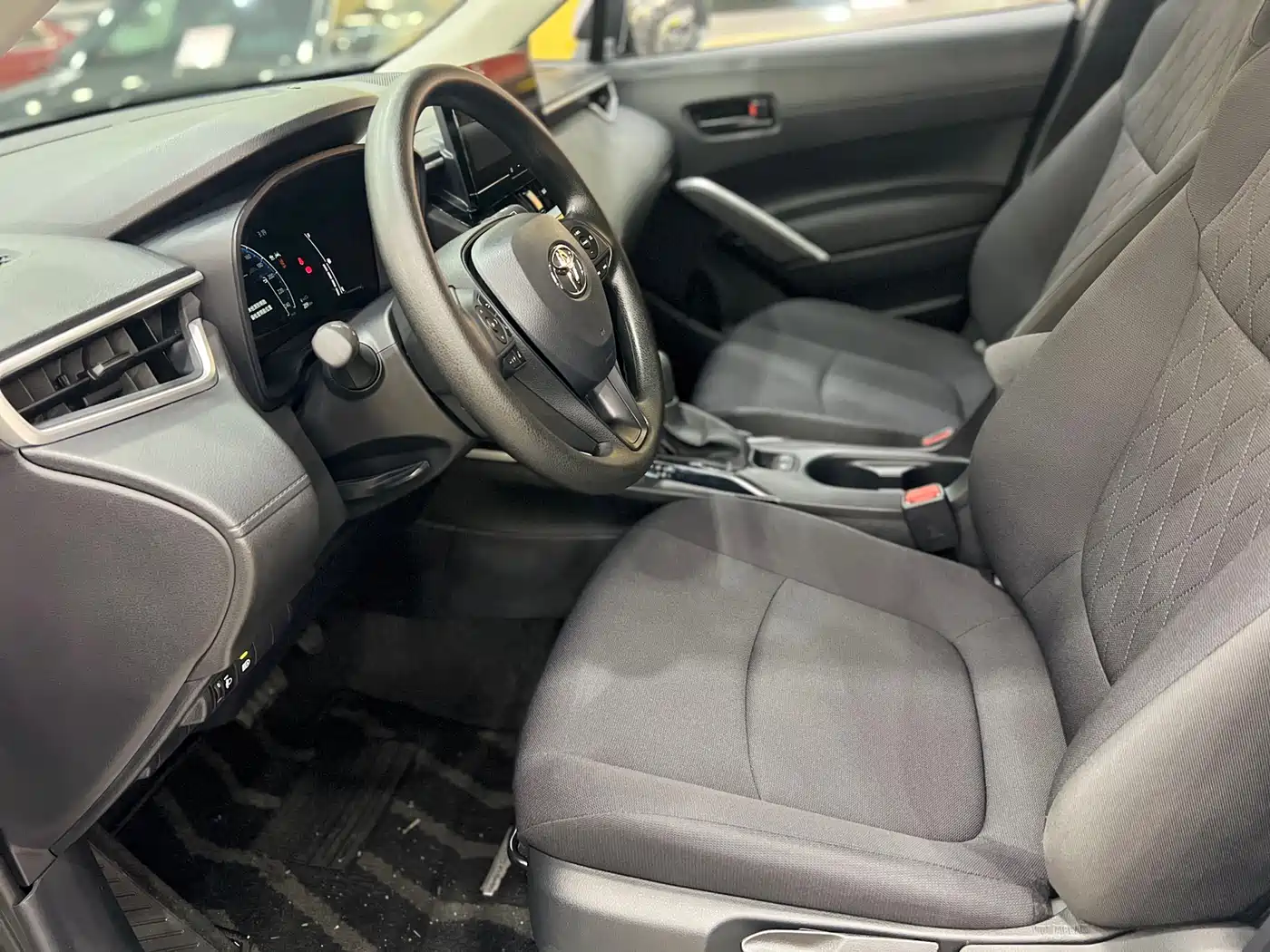 Toyota Corolla Cross 2024 2.0L Elite Edition фото 9