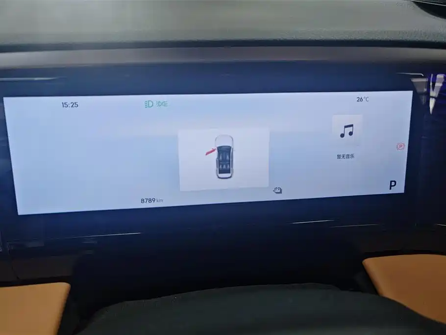Geely Galaxy Galaxy L7 2025 EM-i 115km Explorer+ Edition фото 14
