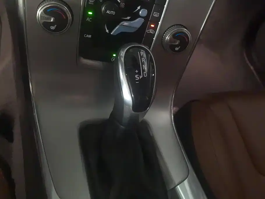 Volvo V60 2018 2017 T5 Zhi Yi Edition China V