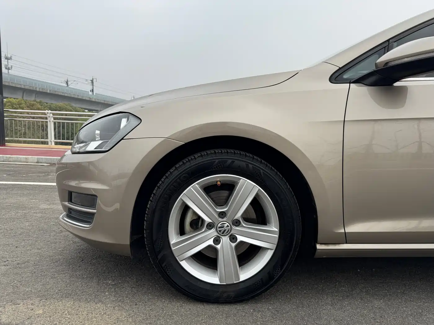 Volkswagen Golf 2016 1.6L Automatic Comfort фото 16