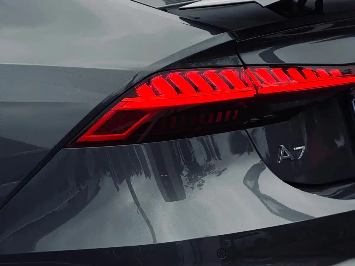 Audi A7 2024 2024 45 TFSI Premium Selection