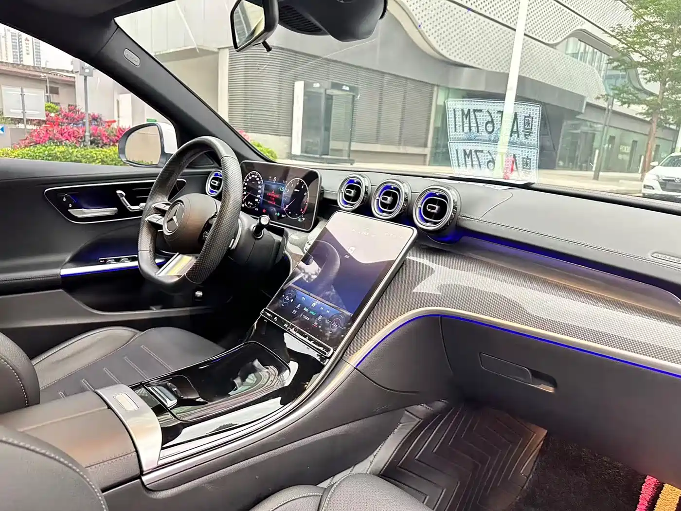 Mercedes-Benz C-Class 2023 Facelift C 260 L Sport Edition фото 15