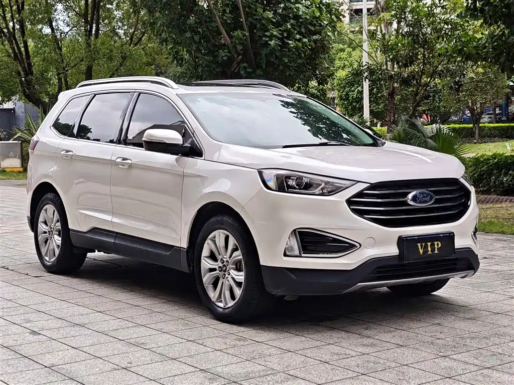 Фото 3 - Ford Edge