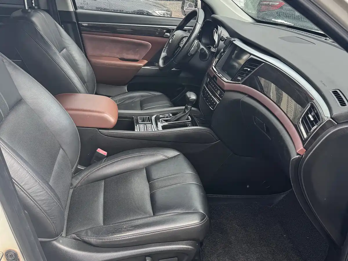 GAC Trumpchi Trumpchi GS8 2017 320T 2WD Luxury Smart Connect (7-seater) фото 14