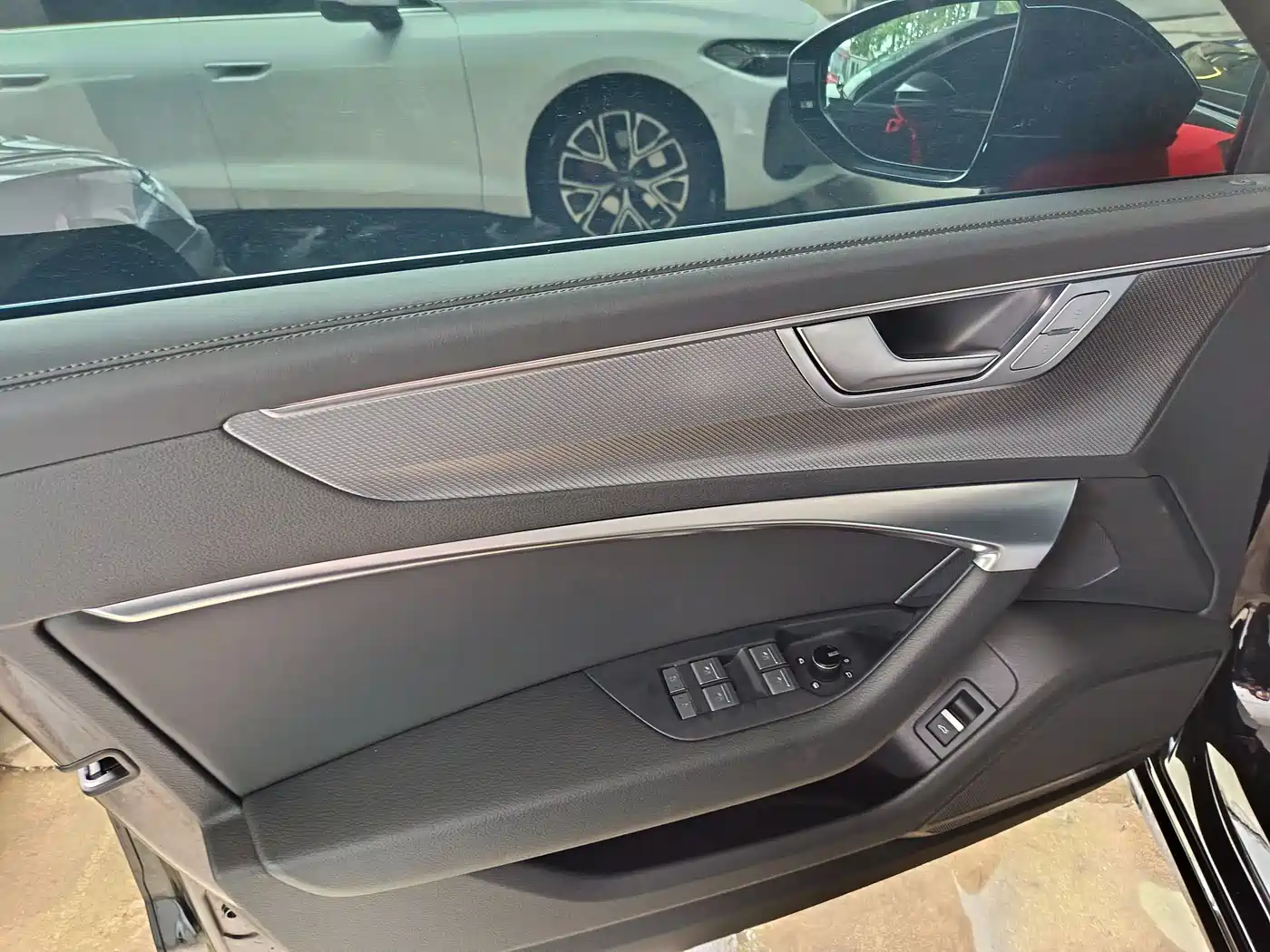 Audi A6L 2024 45 TFSI Premium Dynamic фото 12