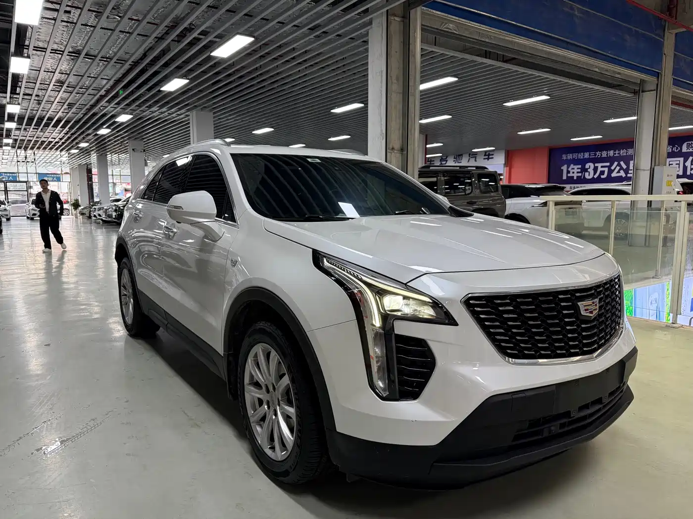 CADILLAC XT4