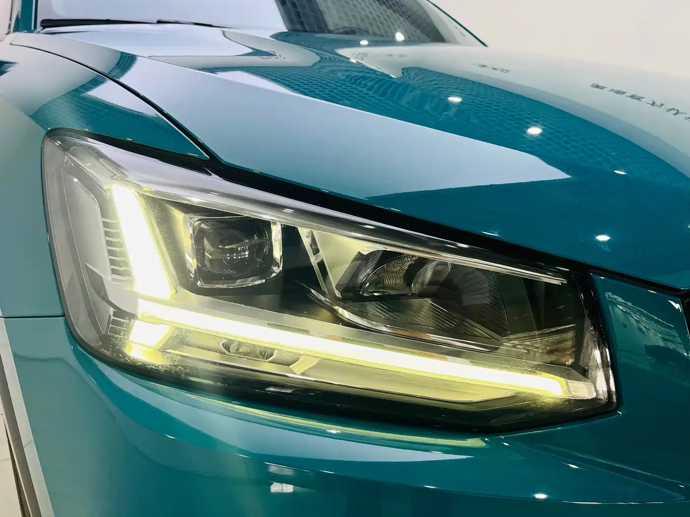 Audi Q2L 2019 2018 35 TFSI Launch Exclusive Edition China VI