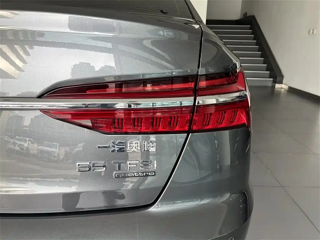 Audi A6L 2020 55 TFSI quattro Exclusive Dynamic фото 13