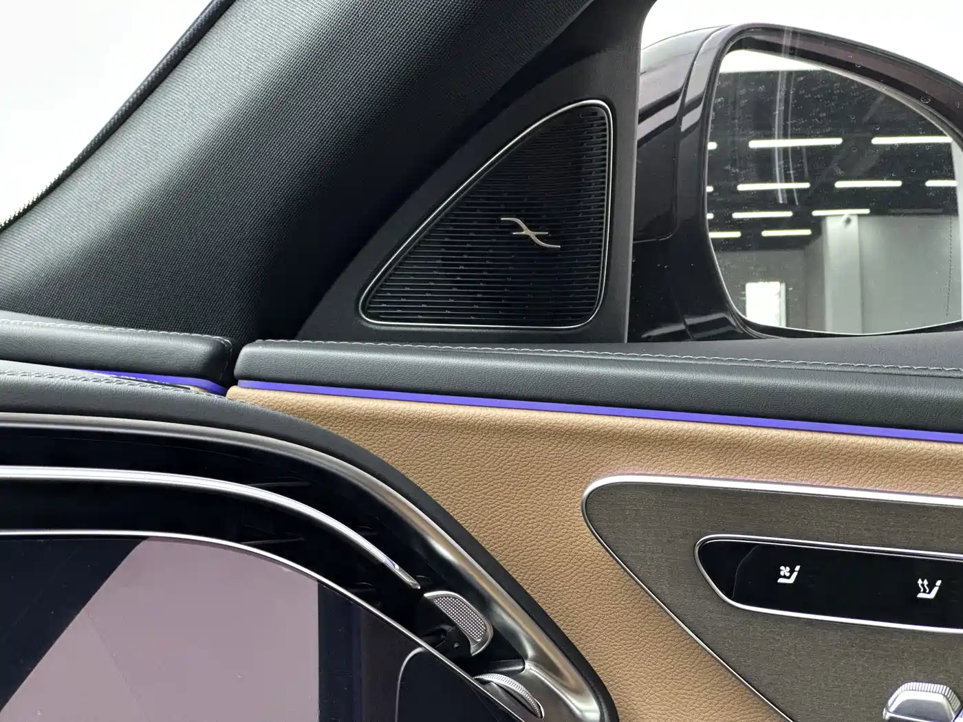 Mercedes-Benz E-Class, миниатюра 17