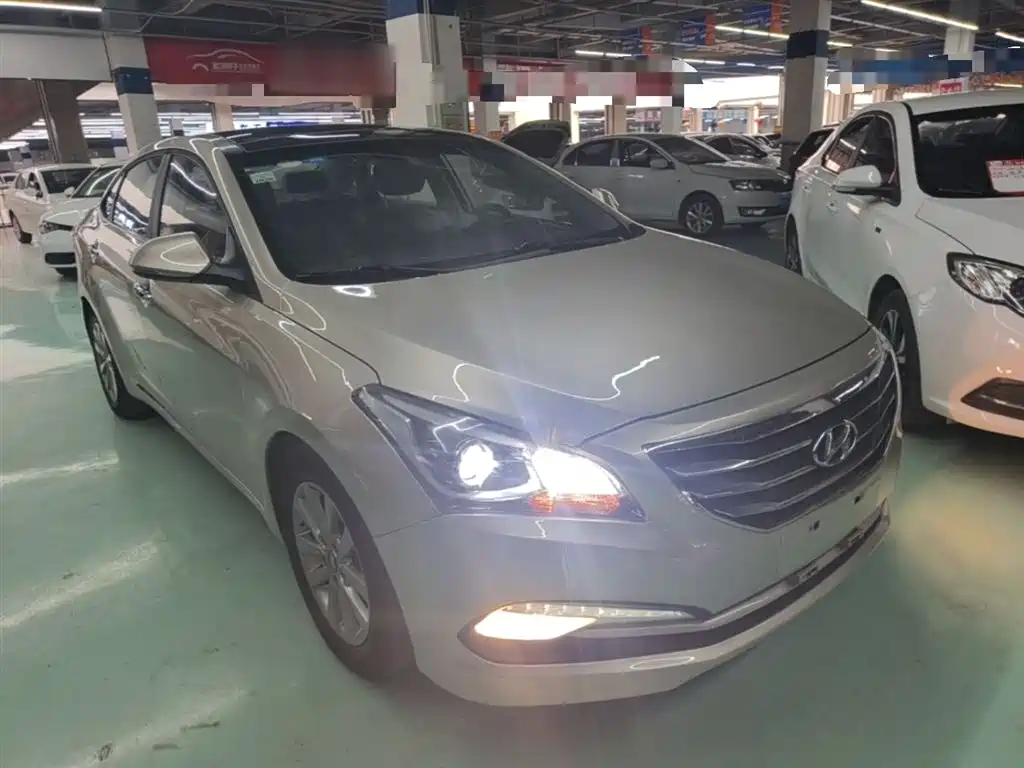 Hyundai Mistra 2014 1.8L Auto Smart GLS фото 4