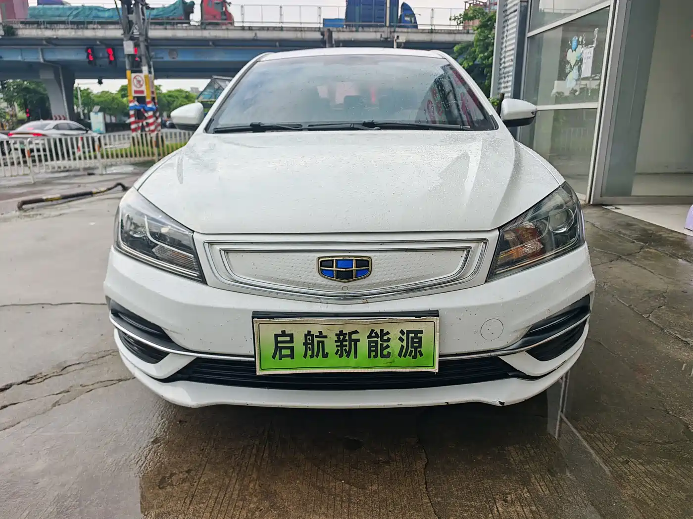 Geely Emgrand New Energy 2018 2018 EV450 Elite
