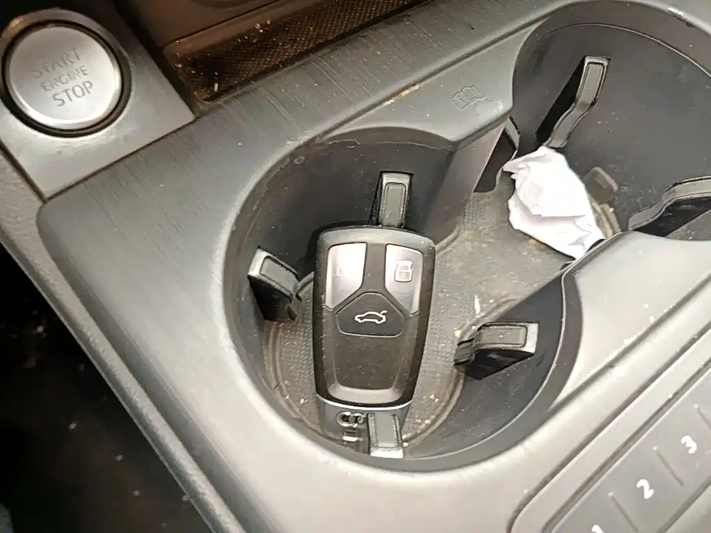 Audi A4L 2017 Plus 40 TFSI Progressive фото 9