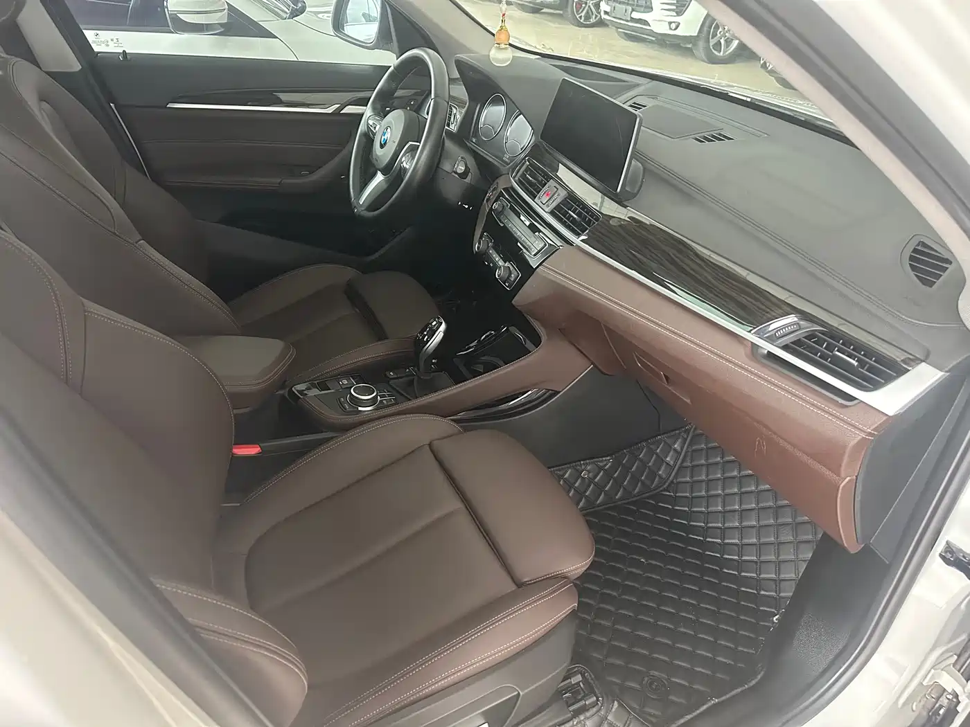 BMW X1 2021 Facelift xDrive25Li Premium фото 7