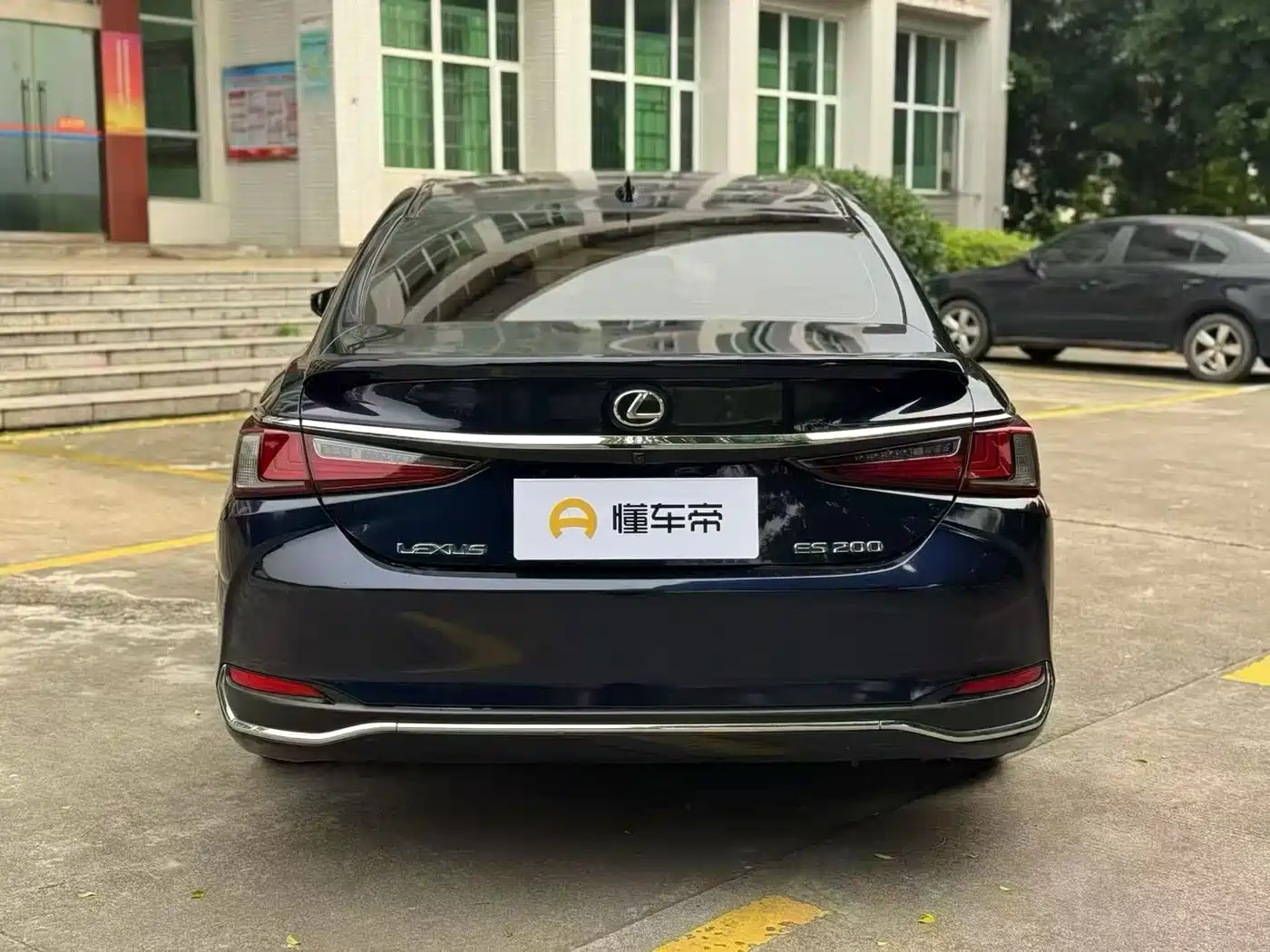 Lexus ES 2021 200 Excellence Edition фото 8