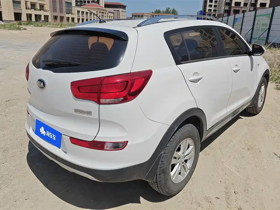 Kia Sportage 2016 2.0L Automatic 2WD GL фото 3