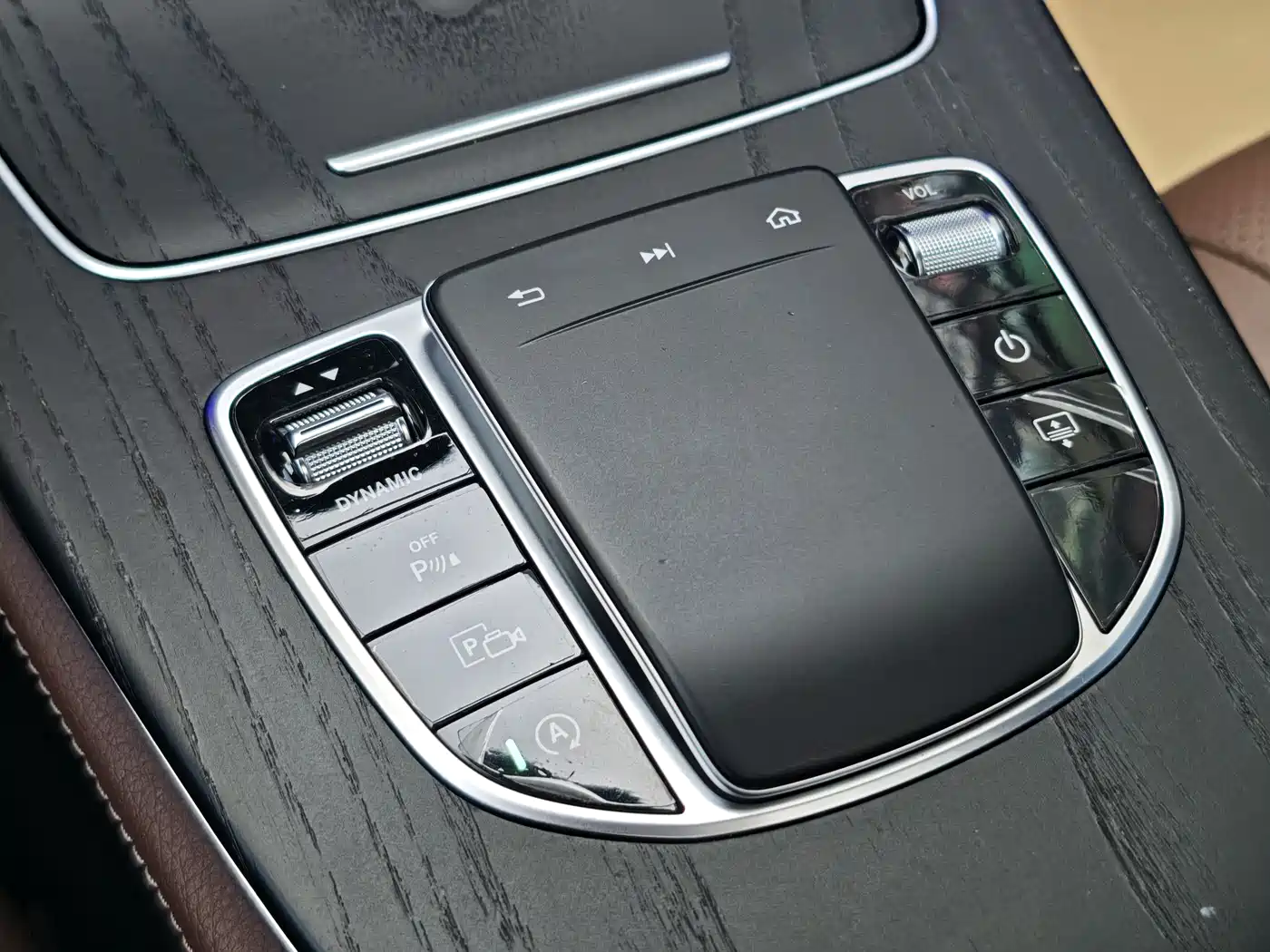 Mercedes-Benz E-Class 2020 Facelift E 300 L Sport Exclusive фото 28