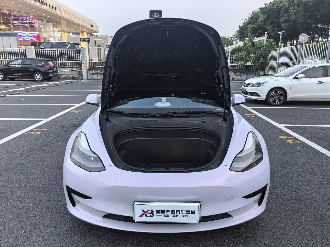 Фото 11 - Tesla Model 3