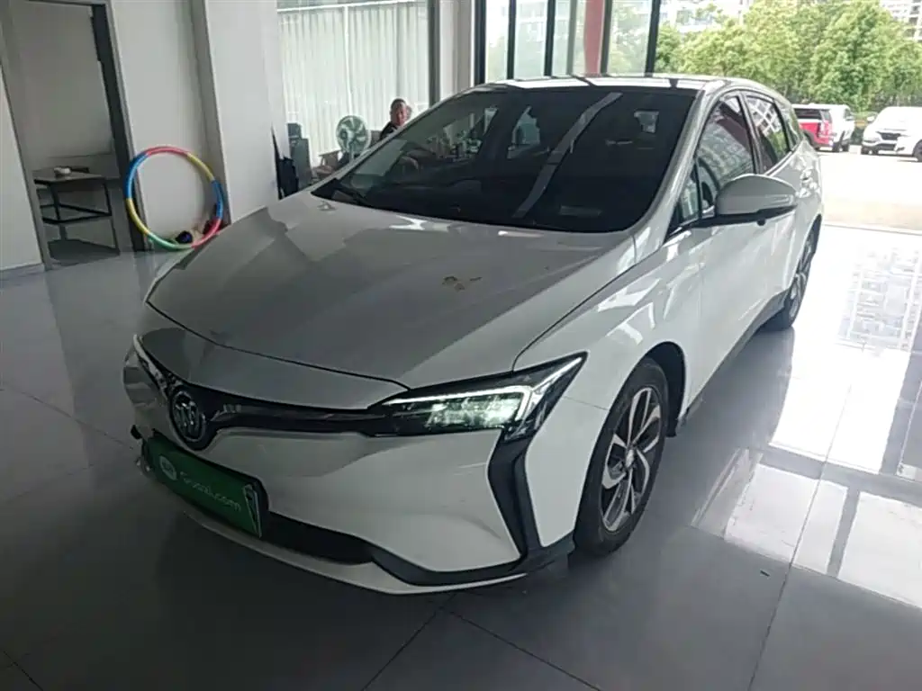 Buick Velite 6 2019 Connected Smart Edition