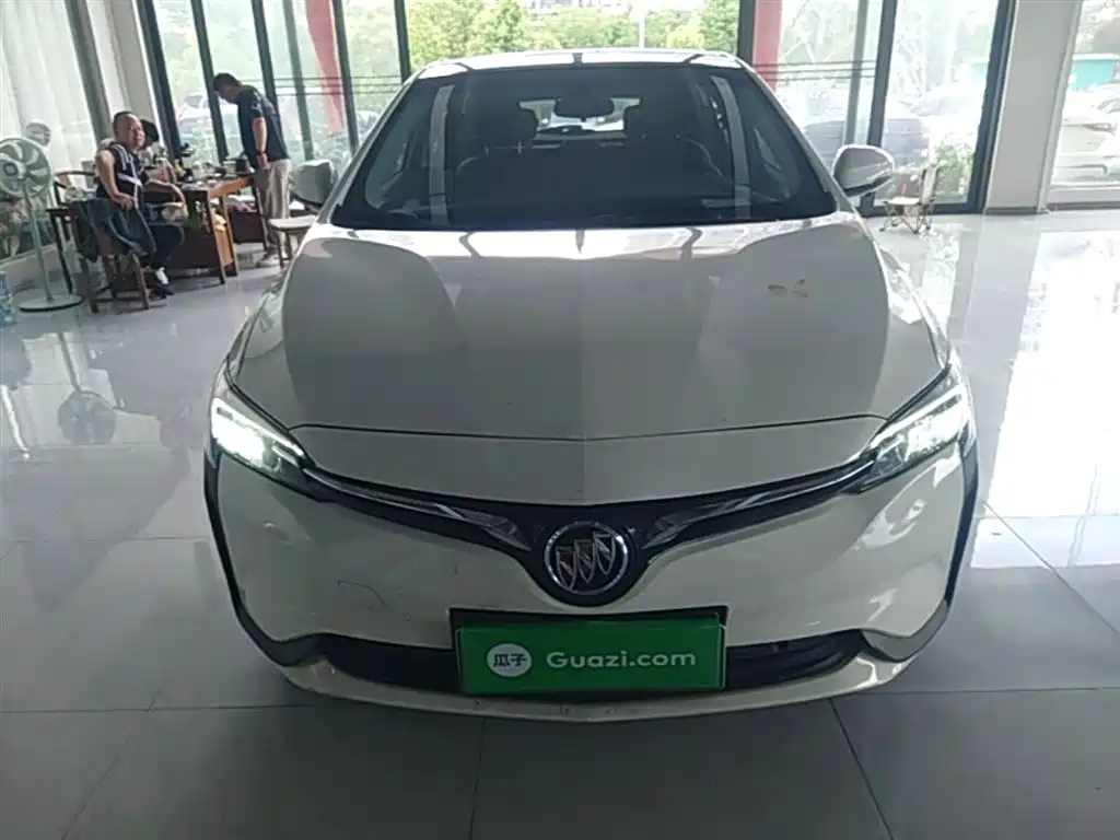 Buick Velite 6 2019 Connected Smart Edition фото 3