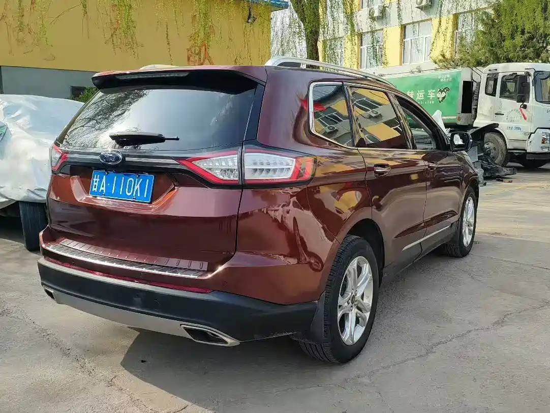 Фото 5 - Ford Edge