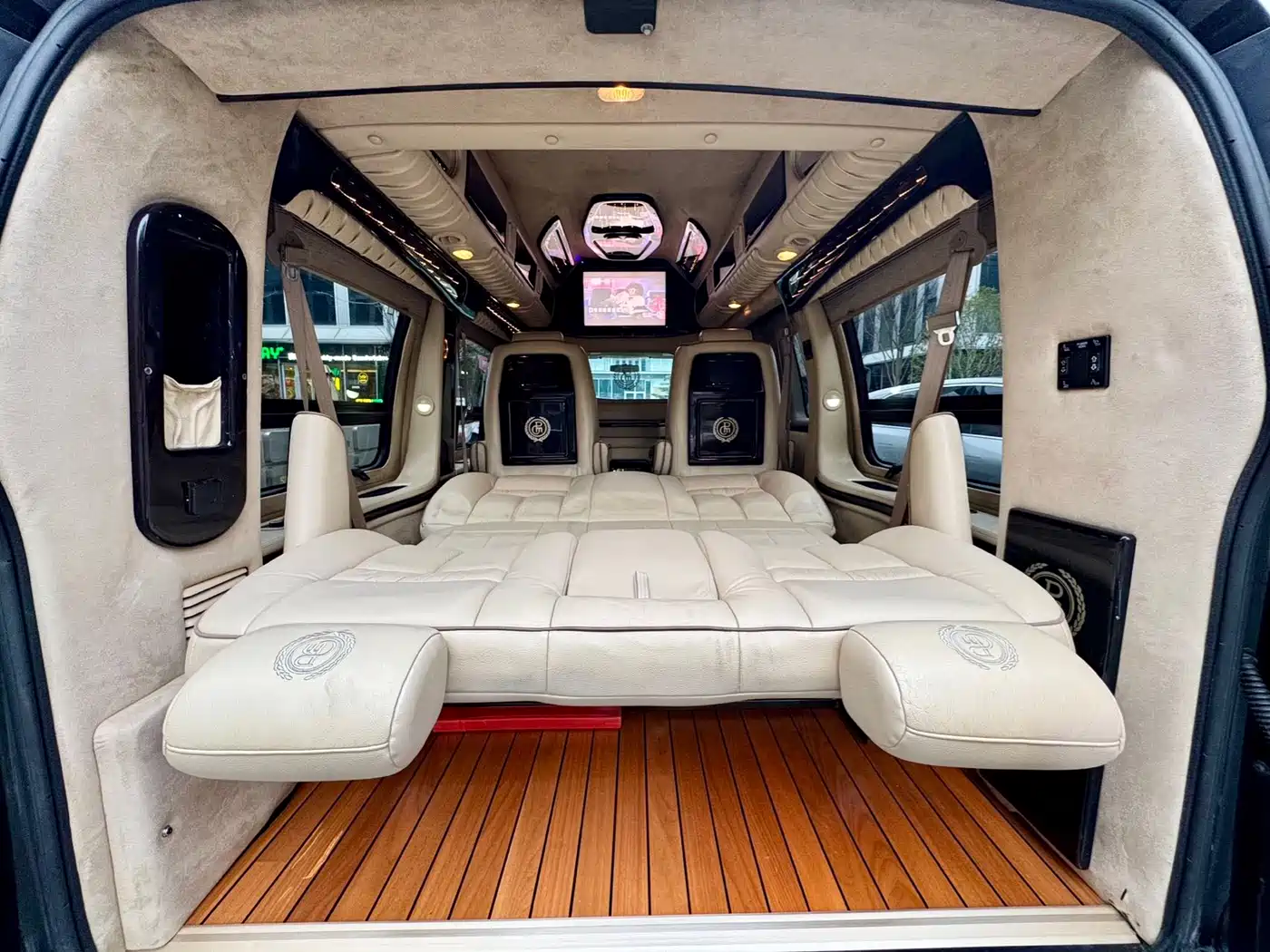 GMC Savana 2011 2011 5.3L Business Star 7-Seater