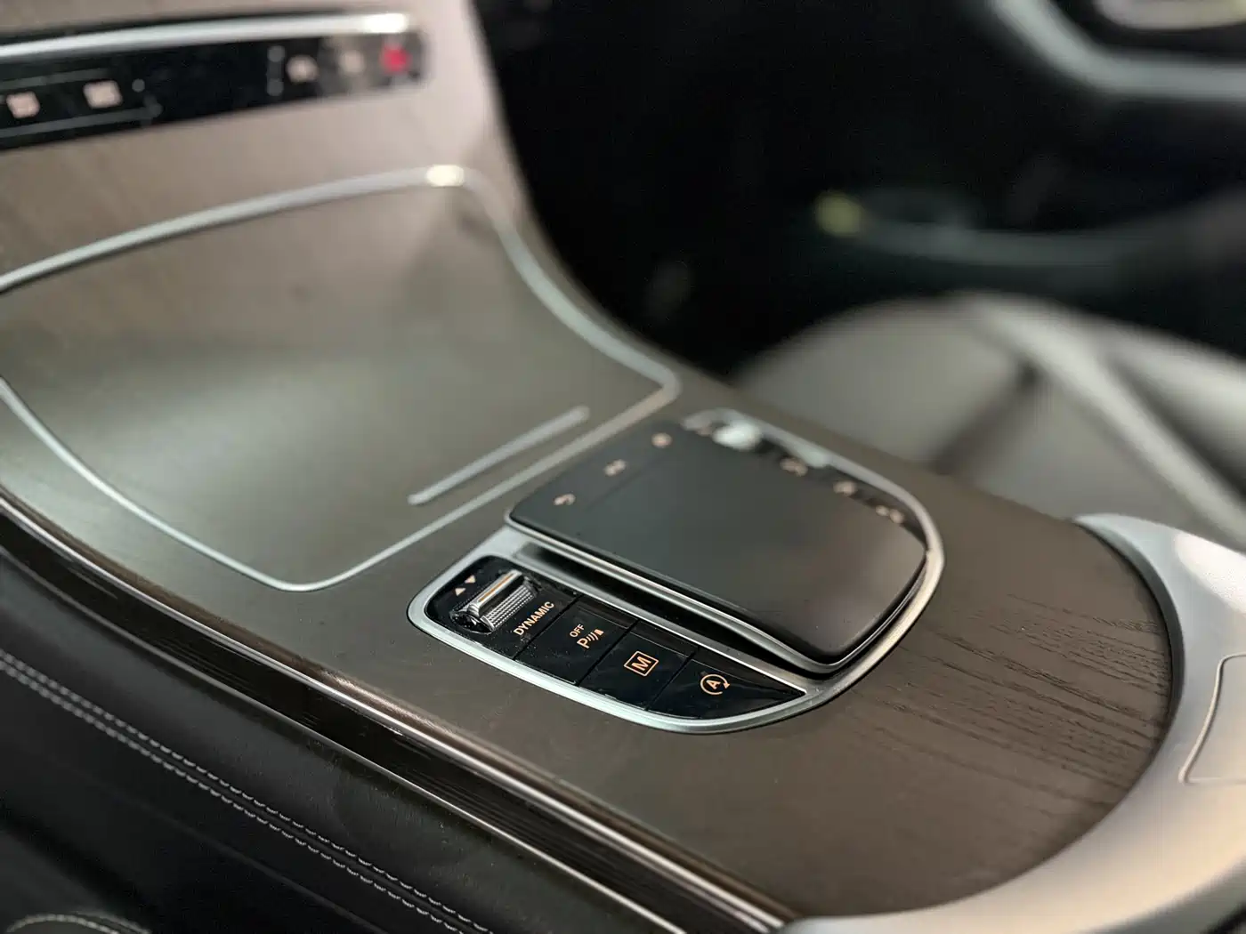 Mercedes-Benz GLC 2022 Model GLC 300 L 4MATIC Dynamic Edition фото 6