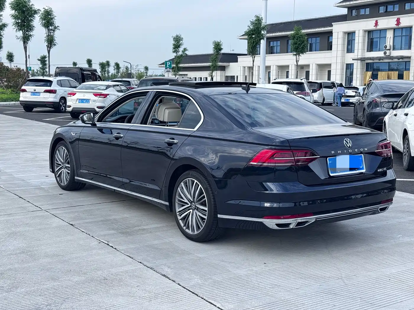 Volkswagen Phideon 2021 380TSI Premium Edition фото 4