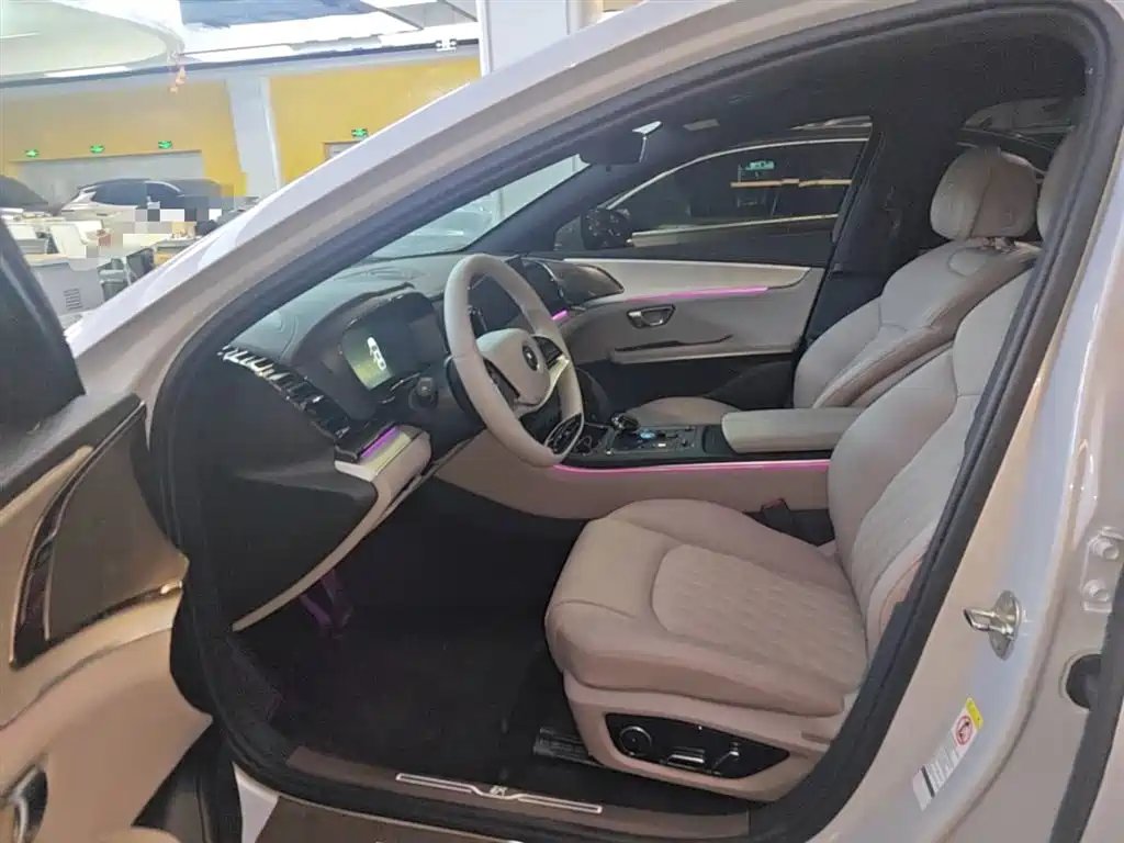 BYD Han 2025 DM-i 125KM Elite фото 16