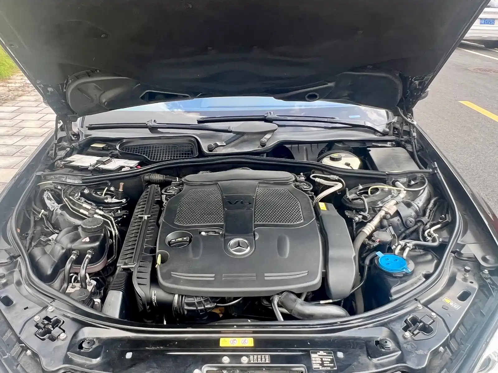 Photo 16 - Mercedes-Benz S-Class