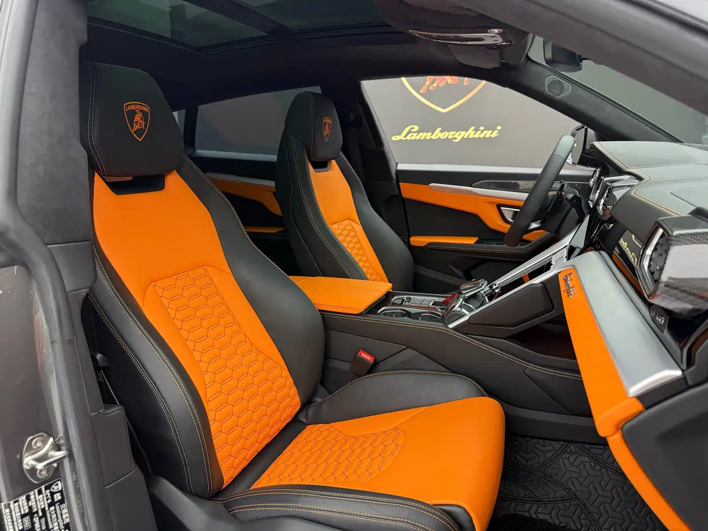 Lamborghini Urus 2021 4.0T V8 фото 14